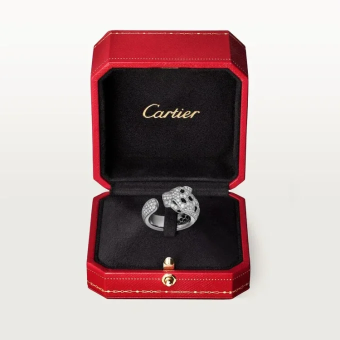 Panthere De Cartier-ring – vitguld, smaragder, onyx, diamanter – Cartier