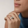 Panthere De Cartier-ring – vitguld, tsavoritgranater, onyx – Cartier Panthere De Cartier-ring – vitguld, tsavoritgranater, onyx – Cartier