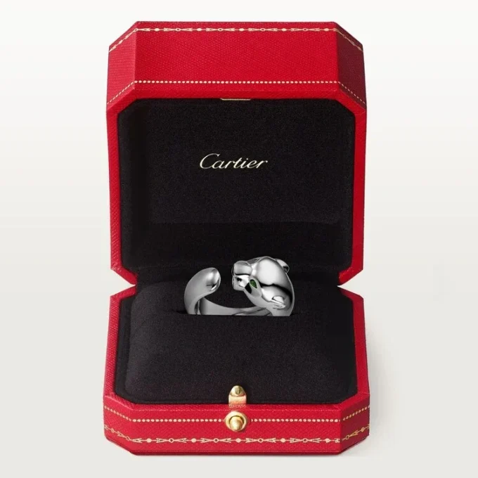 Panthere De Cartier-ring – vitguld, tsavoritgranater, onyx – Cartier Panthere De Cartier-ring – vitguld, tsavoritgranater, onyx – Cartier