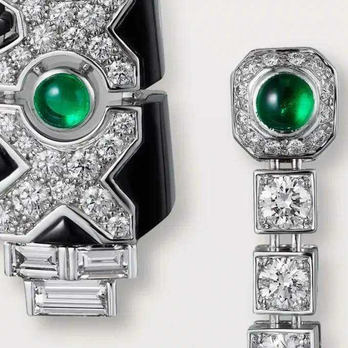 [Sur]Naturel Örhängen – Vitguld, Smaragder, Onyx, Diamanter – Cartier