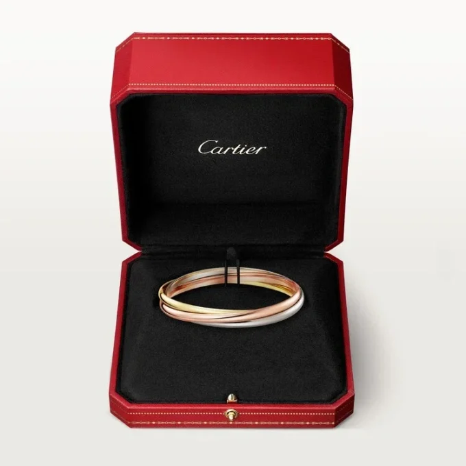 Trinity-armband i trefärgat guld, klassisk modell | Cartier Us Trinity-armband i trefärgat guld, klassisk modell | Cartier Us