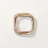 Trinity Cushion-ring, klassisk modell, pavé Trinity Cushion-ring, klassisk modell, pavé