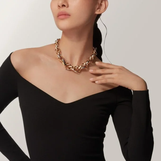 Trinity-halsband, kuddeformad, extra stor modell Trinity-halsband, kuddeformad, extra stor modell