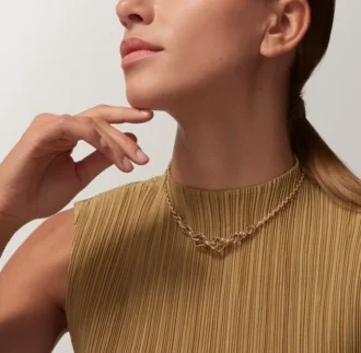 Trinity-halsband, kuddeformad, medelstor modell Trinity-halsband, kuddeformad, medelstor modell