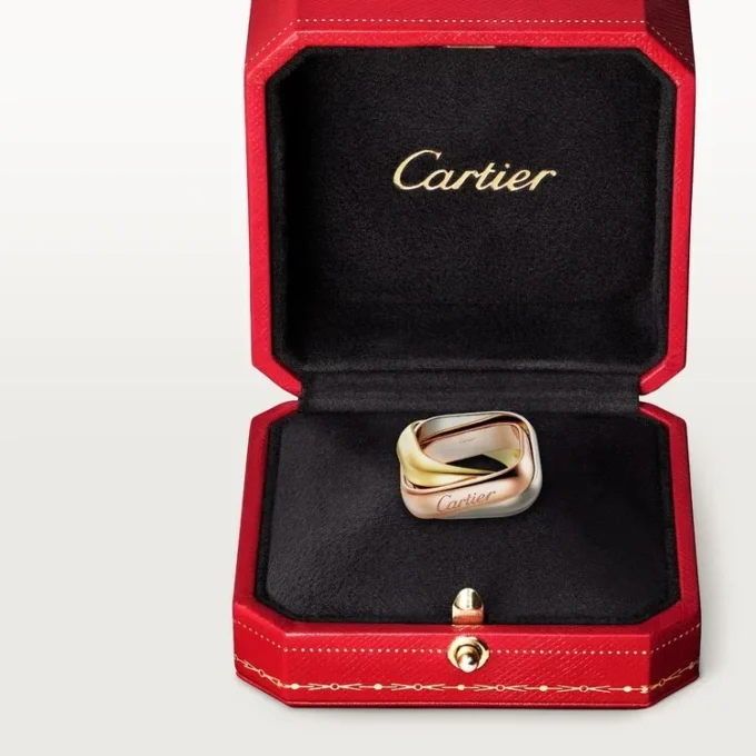 Trinity-ring, kuddeformad, stor modell Trinity-ring, kuddeformad, stor modell