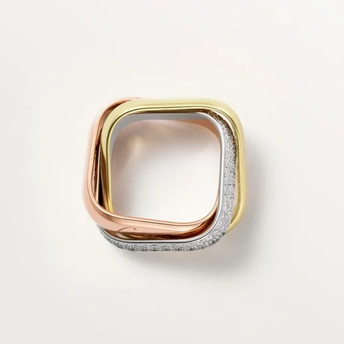 Trinity-ring, kuddeformad, stor modell, halvpavé Trinity-ring, kuddeformad, stor modell, halvpavé