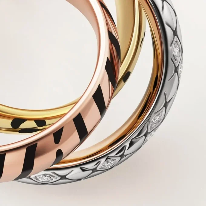 Trinity-ring, lack, halvpavé Trinity-ring, lack, halvpavé