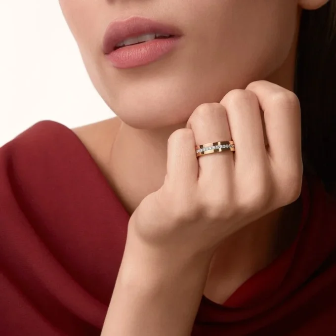 Vendome Louis Cartier vigselring, 4,8 mm bredd, pavé Vendome Louis Cartier vigselring, 4,8 mm bredd, pavé